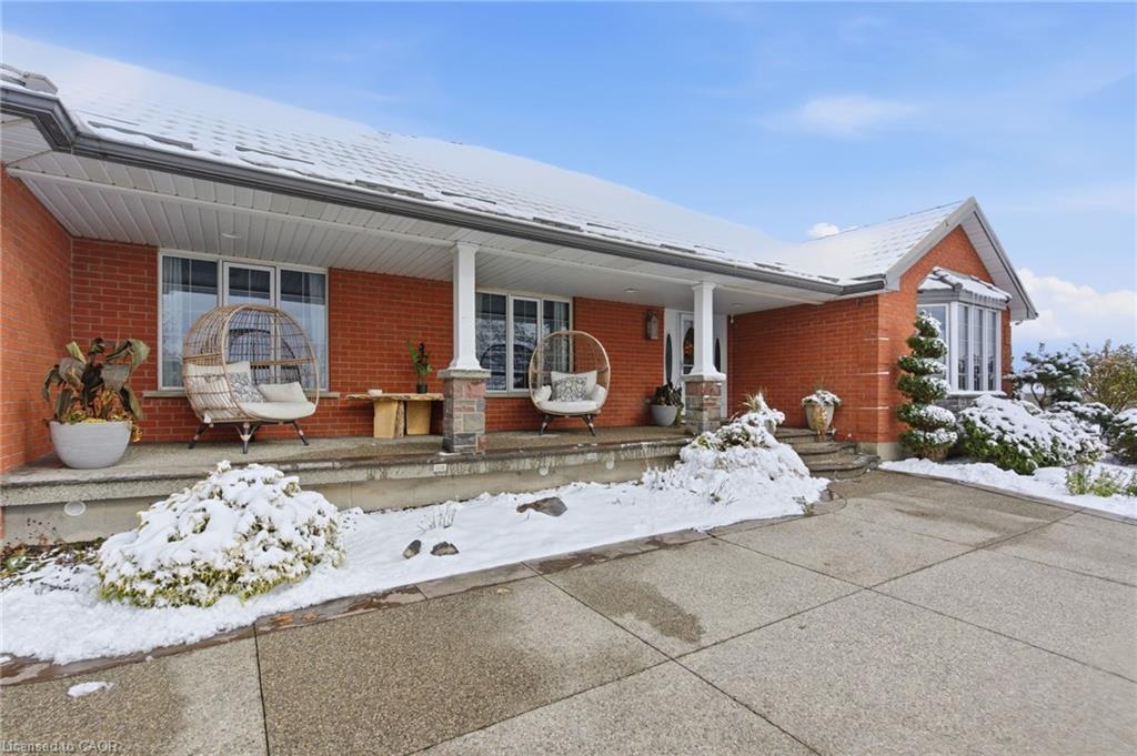 3810 River Road, Caledonia, ON - Outdoor With Deck Patio Veranda