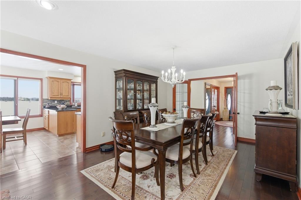 3810 River Road, Caledonia, ON - Indoor Photo Showing Dining Room
