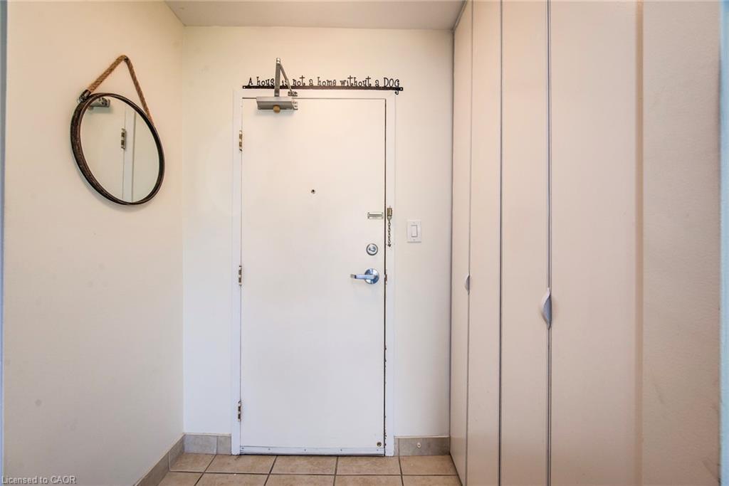 202-58 Bridgeport Road E, Waterloo, ON - Indoor Photo Showing Other Room