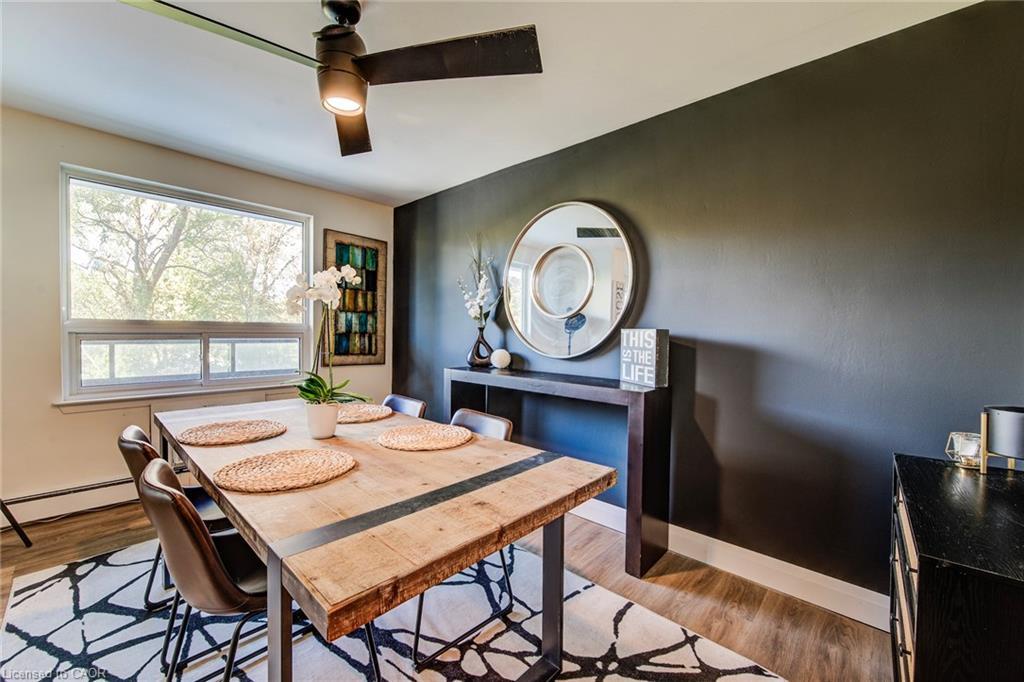 202-58 Bridgeport Road E, Waterloo, ON - Indoor Photo Showing Dining Room