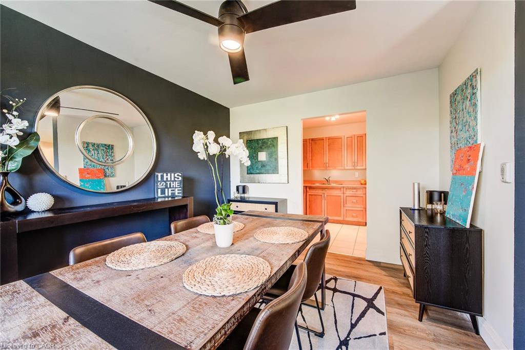 202-58 Bridgeport Road E, Waterloo, ON - Indoor Photo Showing Dining Room