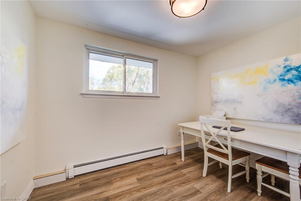 202-58 Bridgeport Road E, Waterloo, ON - Indoor