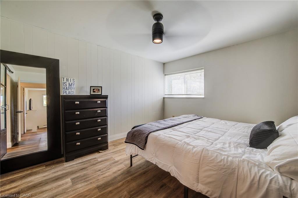 202-58 Bridgeport Road E, Waterloo, ON - Indoor Photo Showing Bedroom