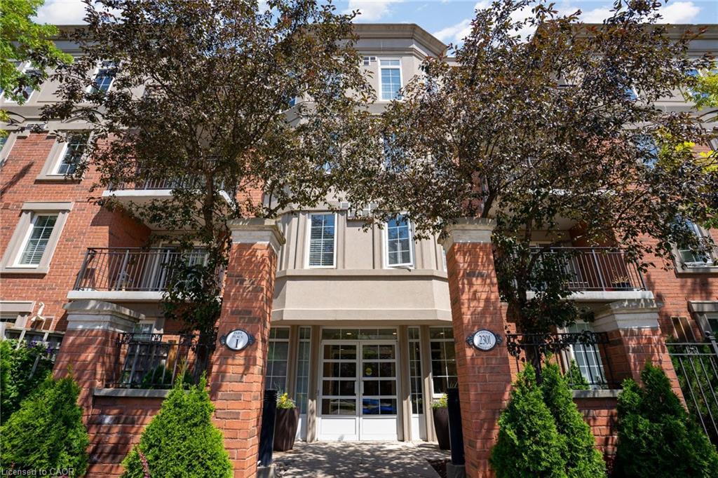 410-2301 Parkhaven Boulevard, Oakville, ON - Outdoor With Balcony