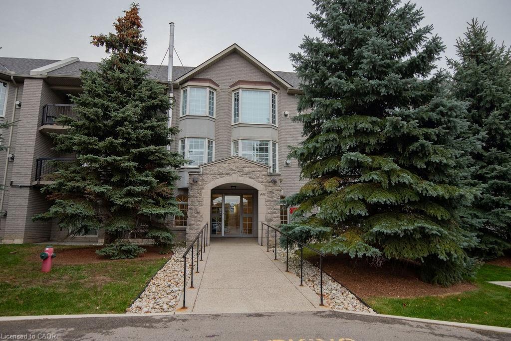 202-990 Golf Links Road, Hamilton, ON - Outdoor