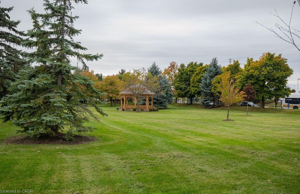 202-990 Golf Links Road, Hamilton, ON - Outdoor