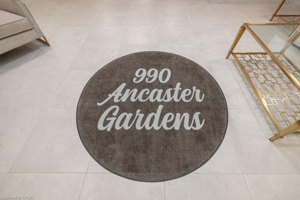 202-990 Golf Links Road, Hamilton, ON - Outdoor