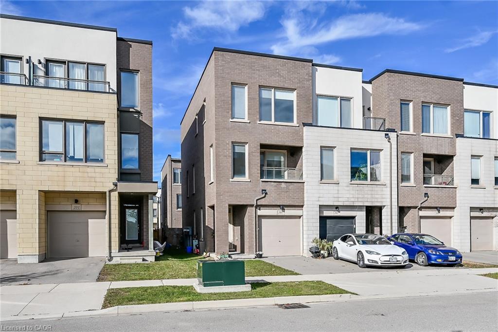 205 Sabina Drive, Oakville, ON - Outdoor With Facade