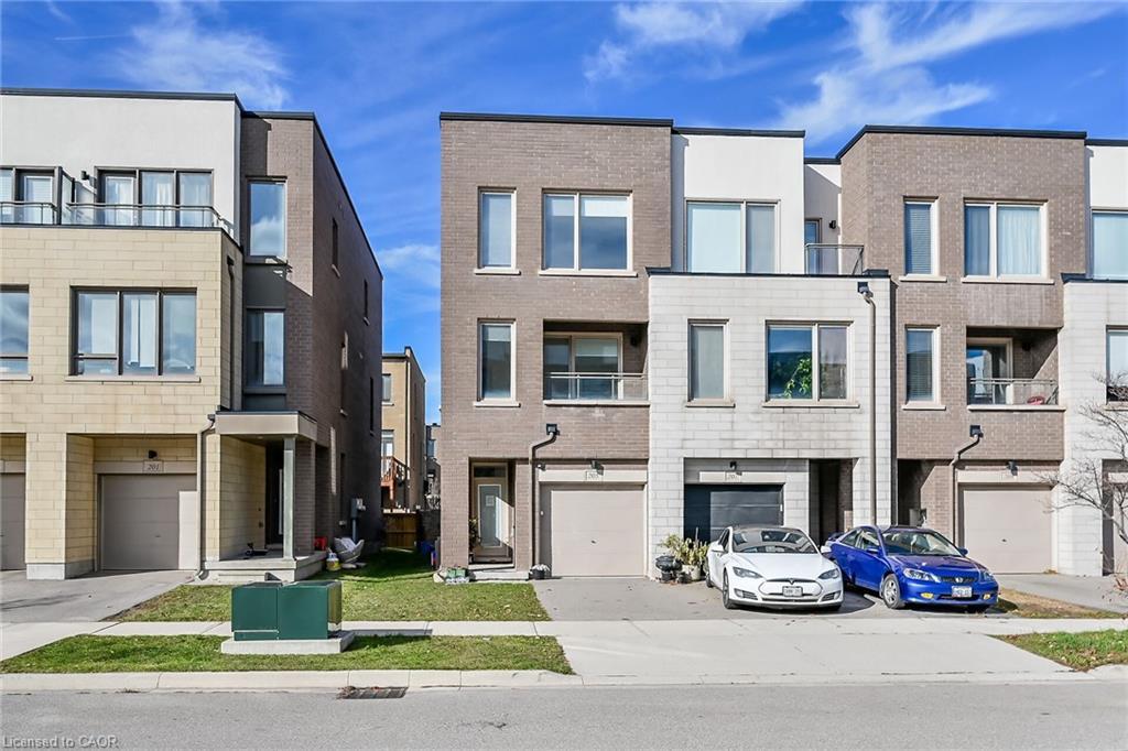 205 Sabina Drive, Oakville, ON - Outdoor With Facade