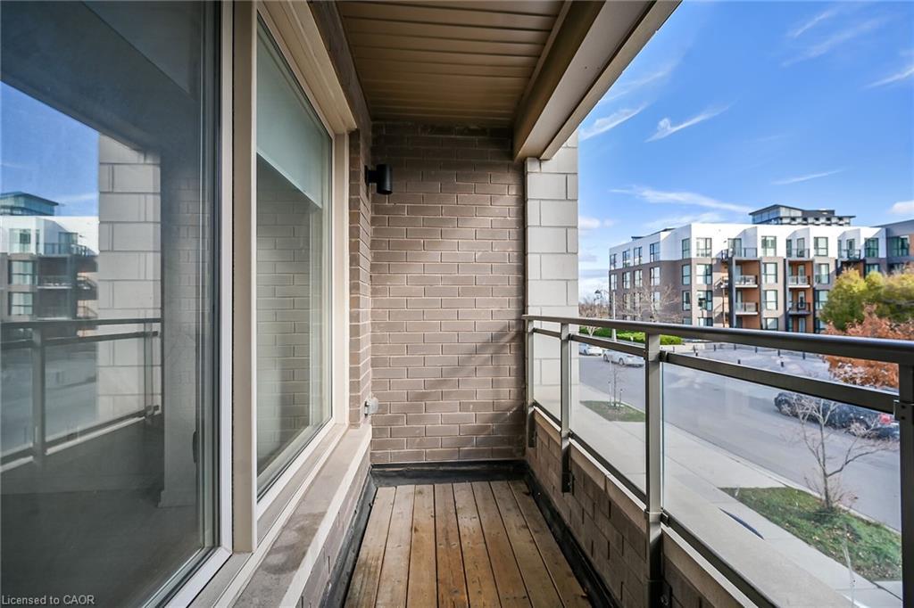 205 Sabina Drive, Oakville, ON - Outdoor With Balcony With Exterior
