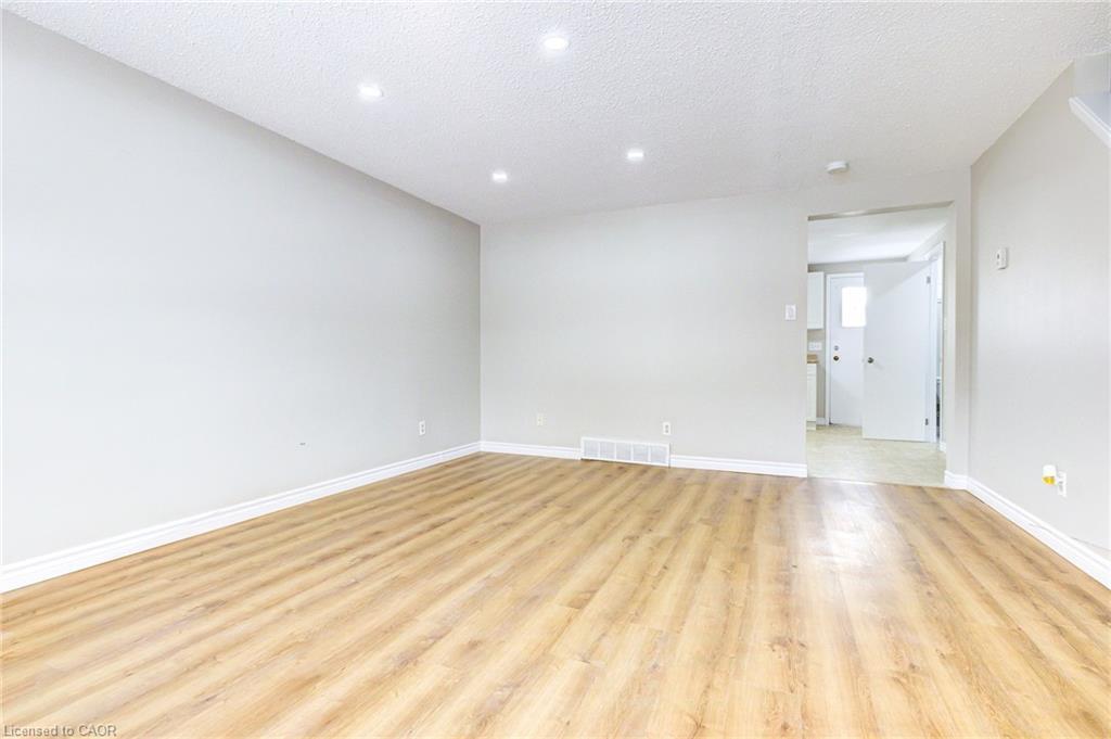30A Helene Crescent, Waterloo, ON - Indoor Photo Showing Other Room