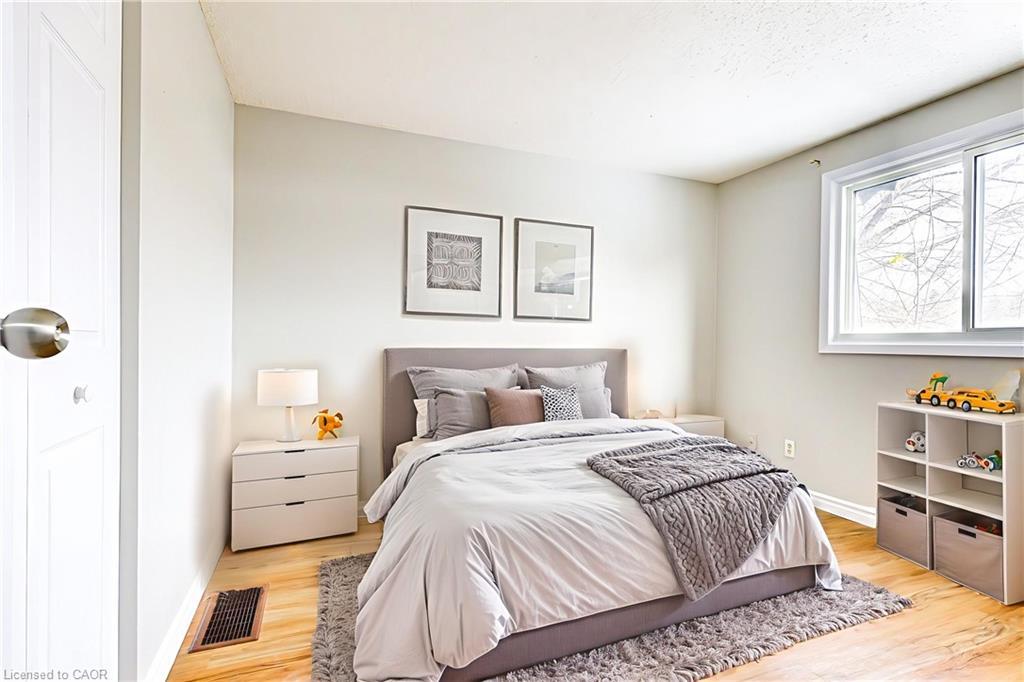 30A Helene Crescent, Waterloo, ON - Indoor Photo Showing Bedroom