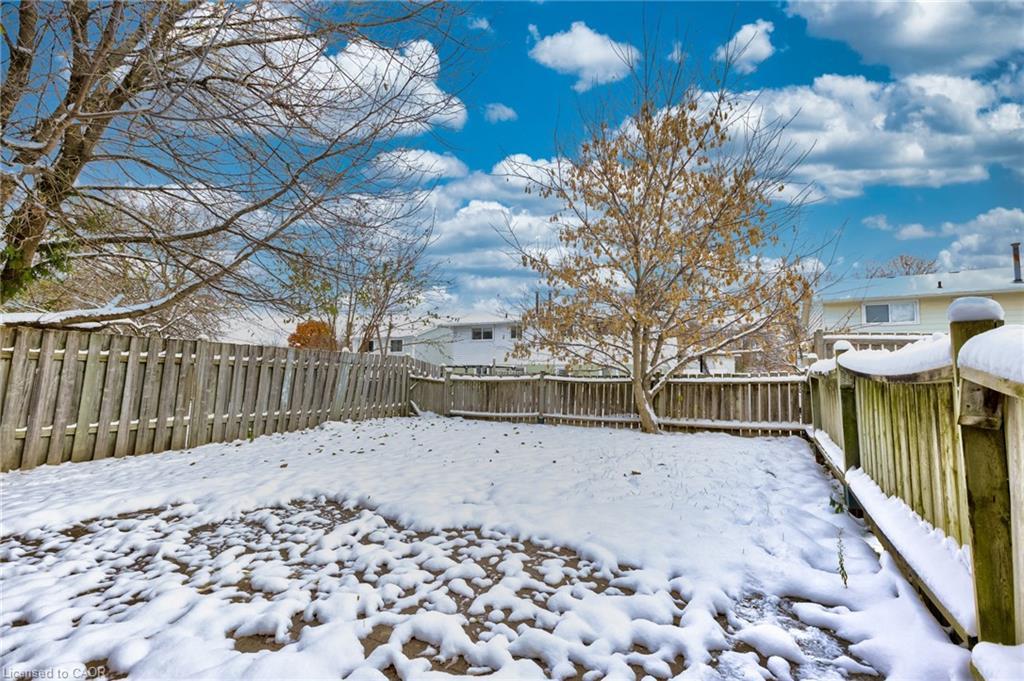 30A Helene Crescent, Waterloo, ON - Outdoor