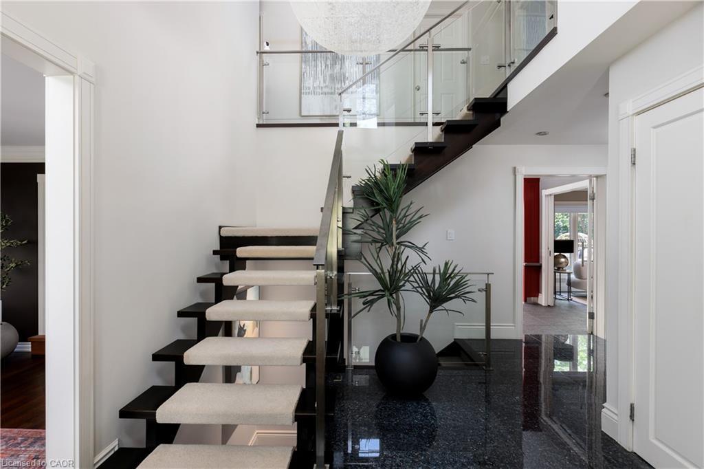 262 Mary Street, Oakville, ON - Indoor Photo Showing Other Room