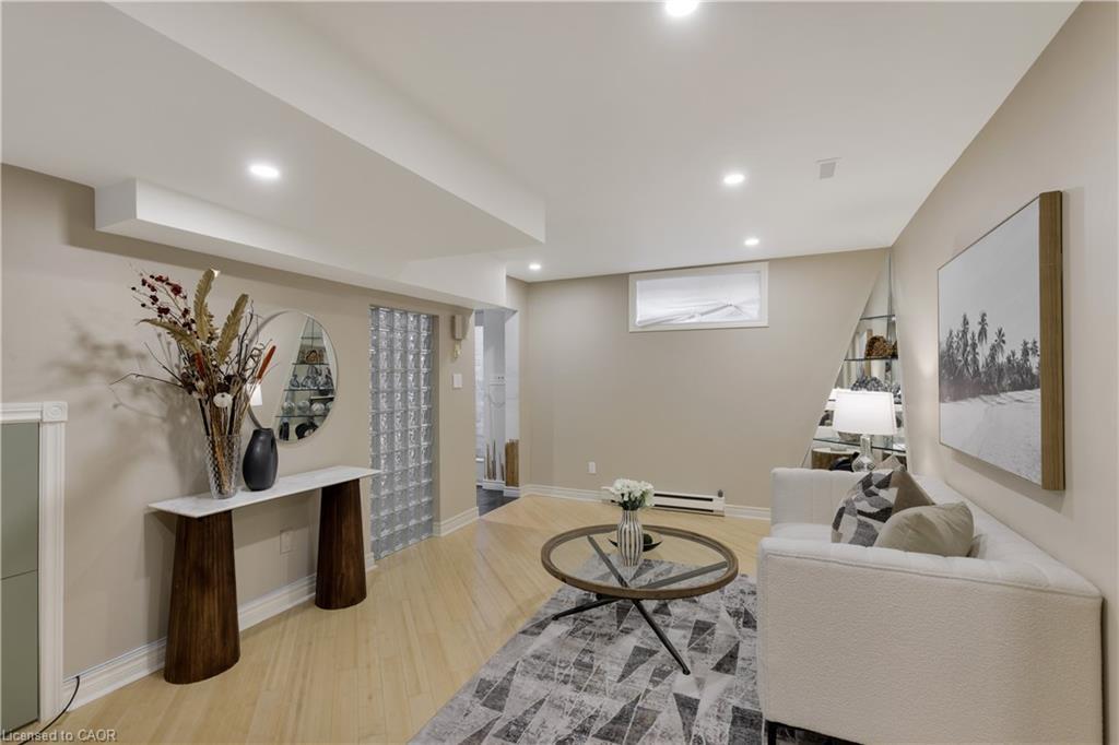 262 Mary Street, Oakville, ON - Indoor Photo Showing Other Room