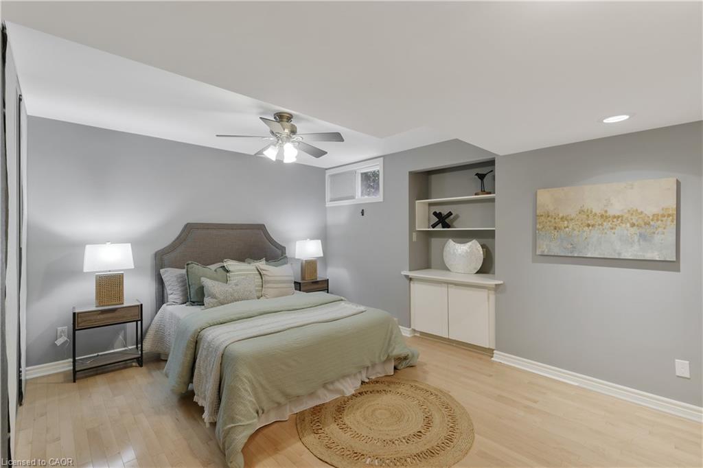 262 Mary Street, Oakville, ON - Indoor Photo Showing Bedroom