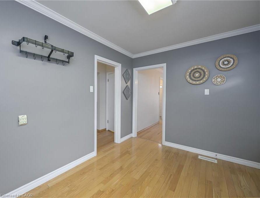 619 Ross Street, London, ON - Indoor Photo Showing Other Room