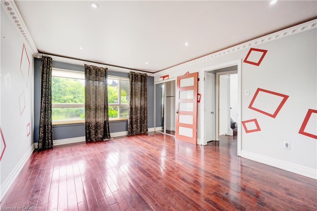 61 Clarence Street, Brampton, ON - Indoor Photo Showing Other Room