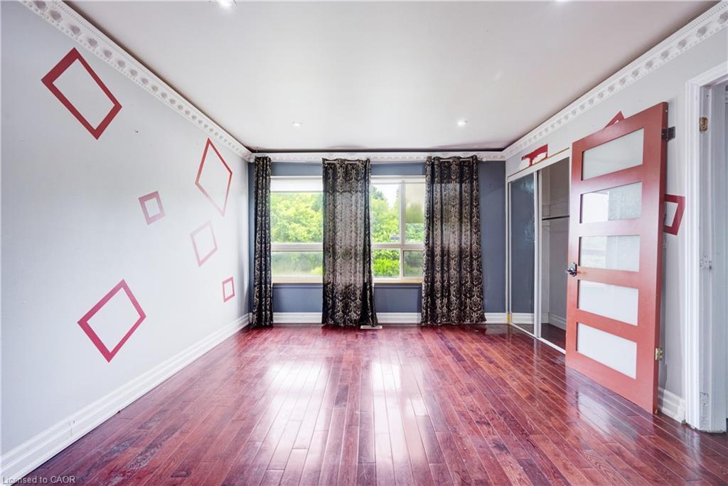 61 Clarence Street, Brampton, ON - Indoor Photo Showing Other Room