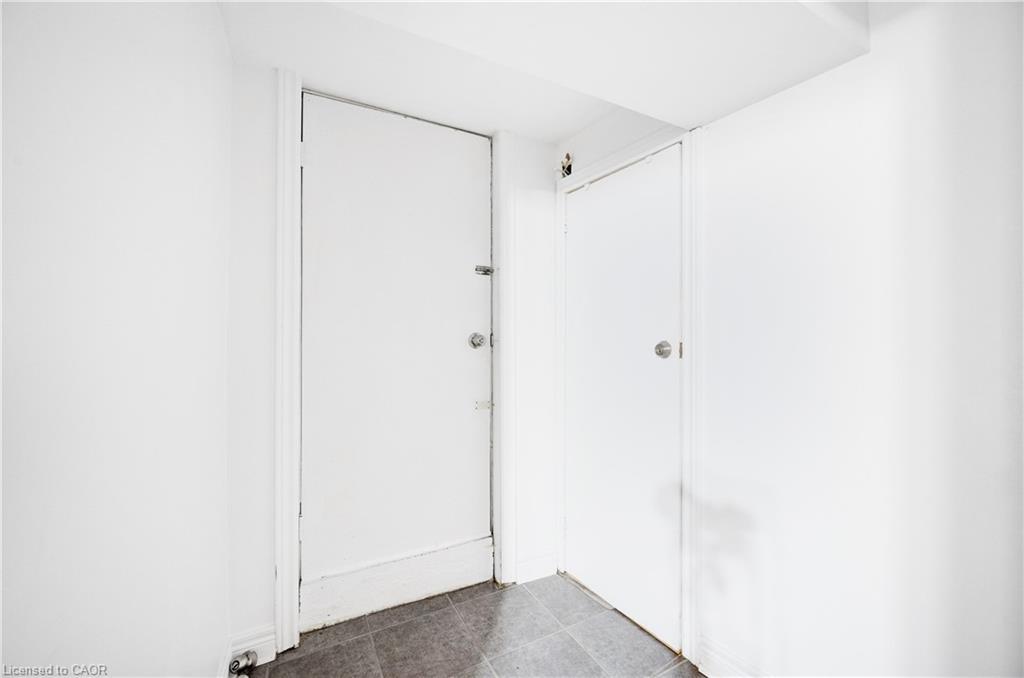 61 Clarence Street, Brampton, ON - Indoor Photo Showing Other Room