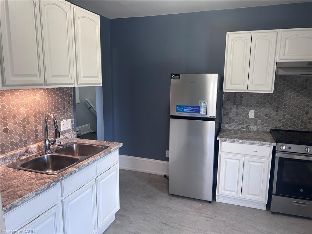202 Nelson Street, Brantford, ON - Indoor Photo Showing Kitchen With Double Sink