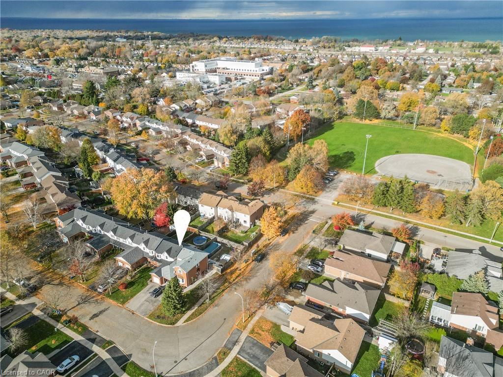 4 Pleasant Grove Terrace, Grimsby, ON - Outdoor With View