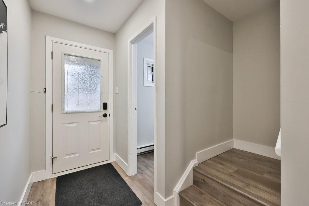 23-5017 Pinedale Avenue, Burlington, ON - Indoor Photo Showing Other Room
