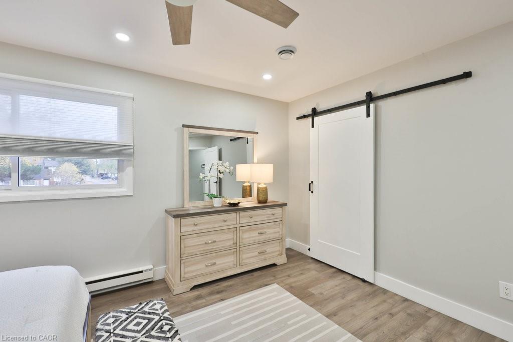 23-5017 Pinedale Avenue, Burlington, ON - Indoor