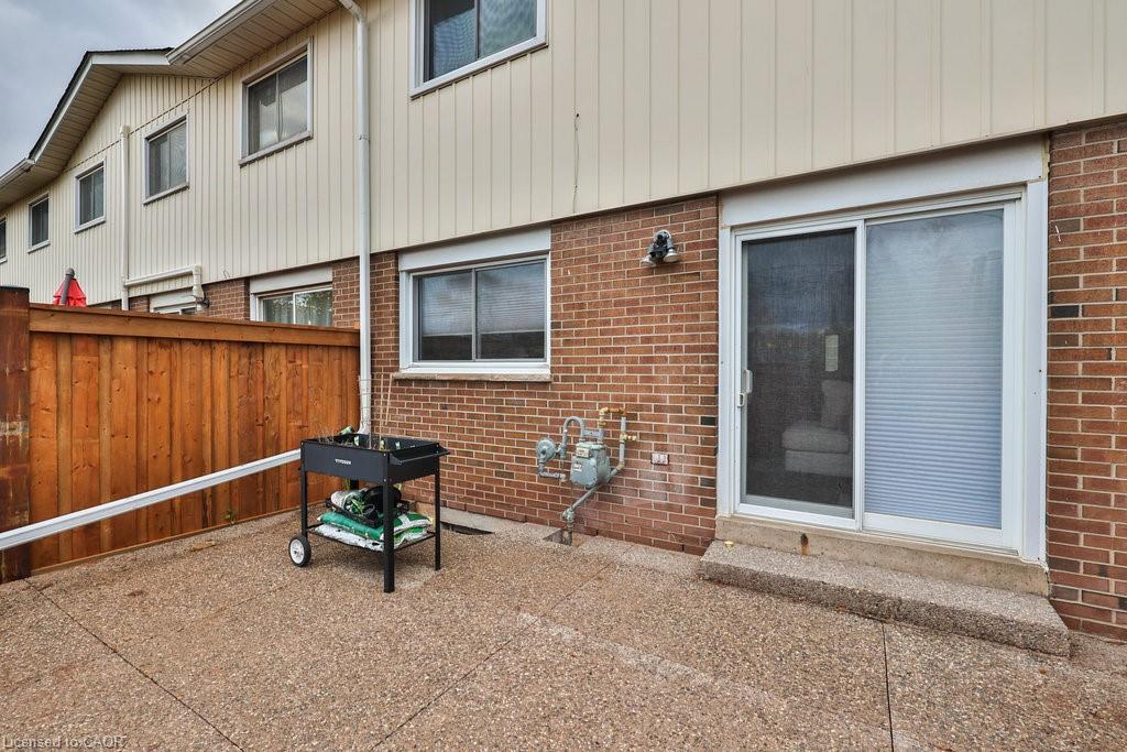 23-5017 Pinedale Avenue, Burlington, ON - Outdoor With Exterior