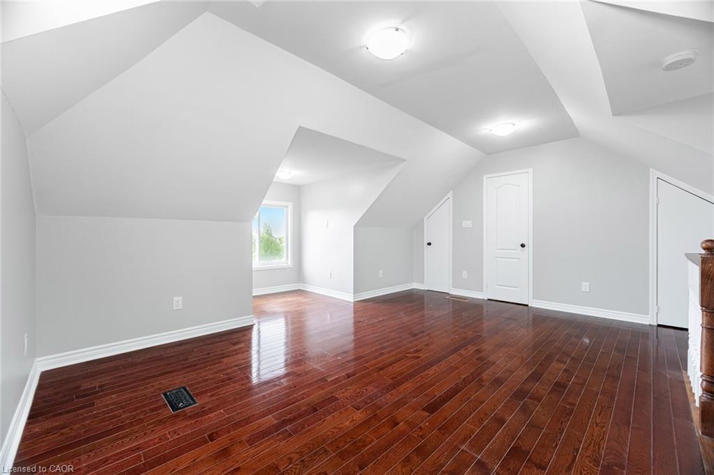 2676 Castle Hill Crescent, Oakville, ON - Indoor Photo Showing Other Room