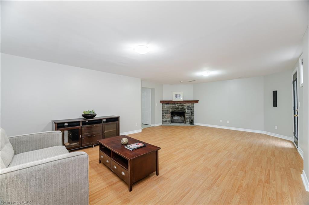 2676 Castle Hill Crescent, Oakville, ON - Indoor Photo Showing Living Room With Fireplace