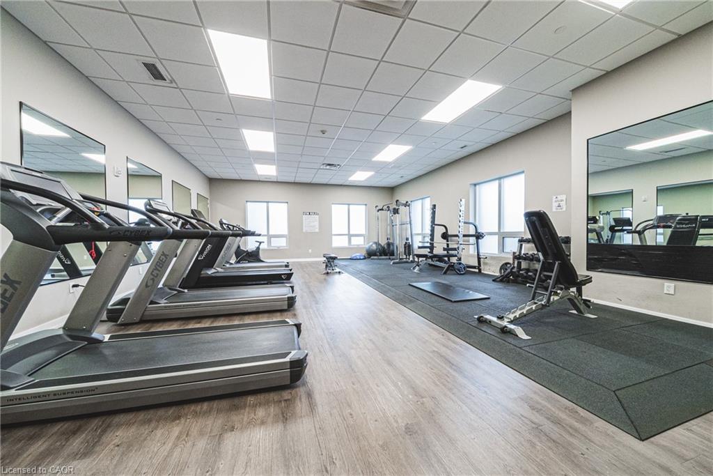 329-2486 Old Bronte Road, Oakville, ON - Indoor Photo Showing Gym Room