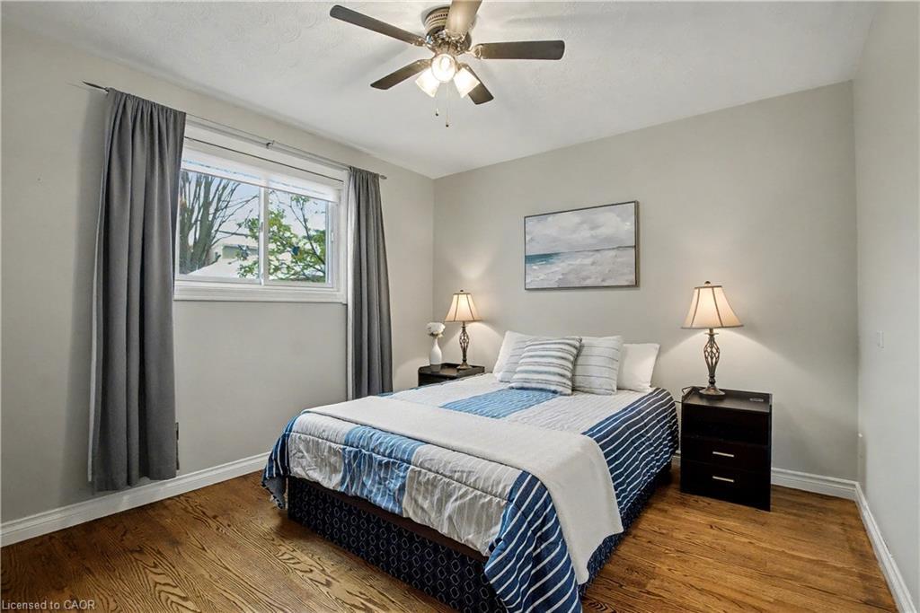 111 First Avenue, Cambridge, ON - Indoor Photo Showing Bedroom
