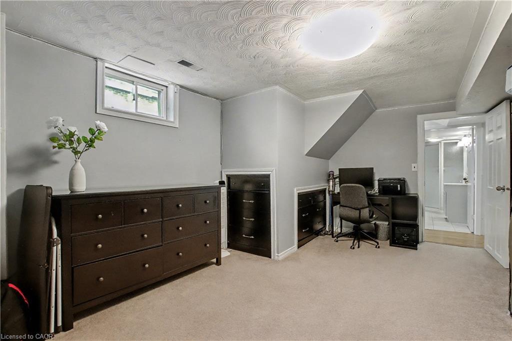 111 First Avenue, Cambridge, ON - Indoor