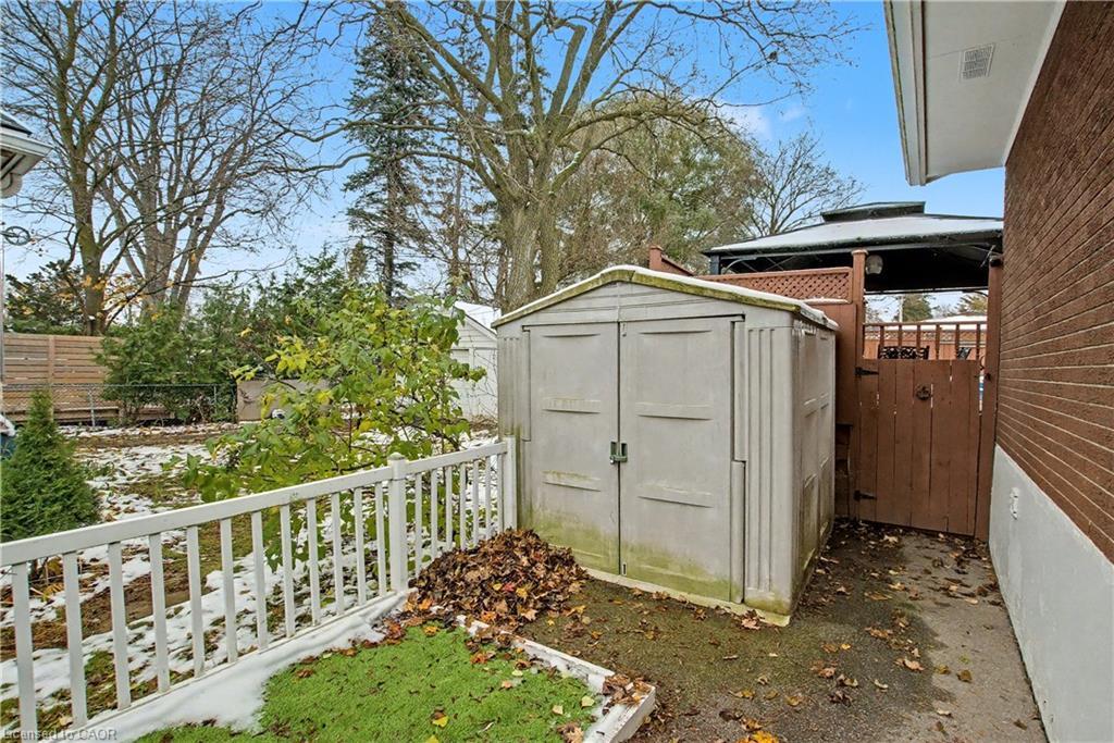 111 First Avenue, Cambridge, ON - Outdoor