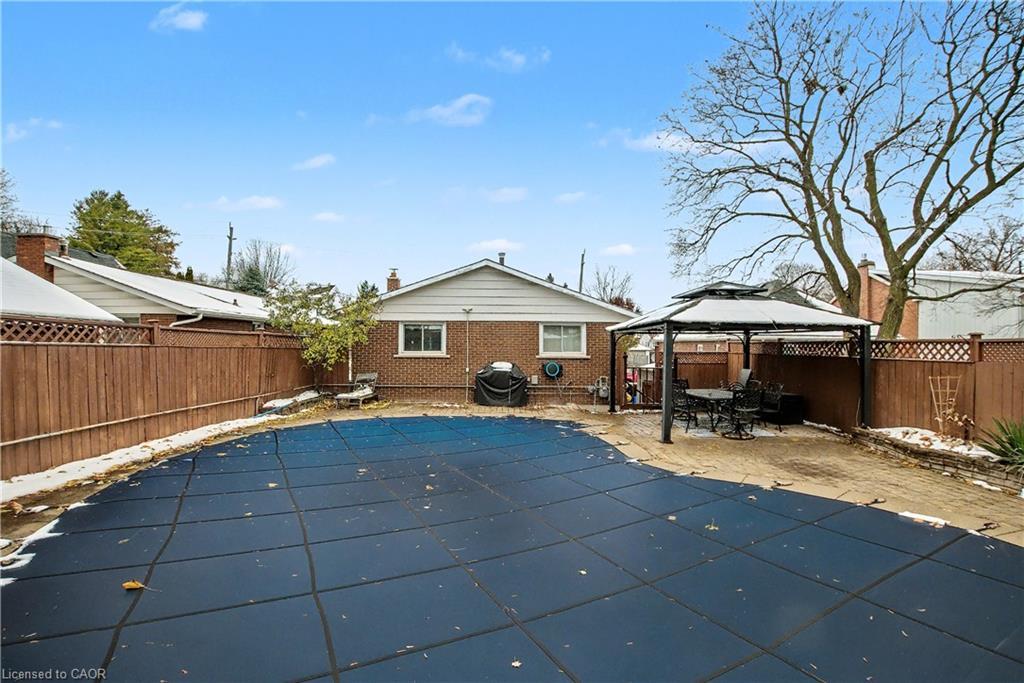 111 First Avenue, Cambridge, ON - Outdoor