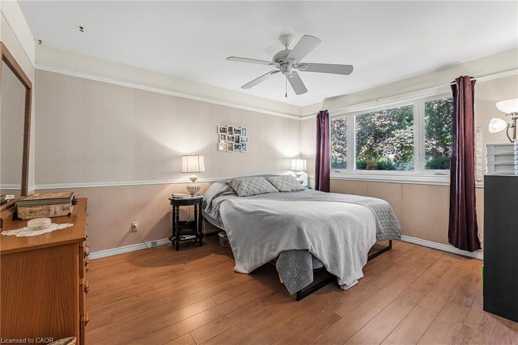 141 Riverbank Drive, Cambridge, ON - Indoor Photo Showing Bedroom