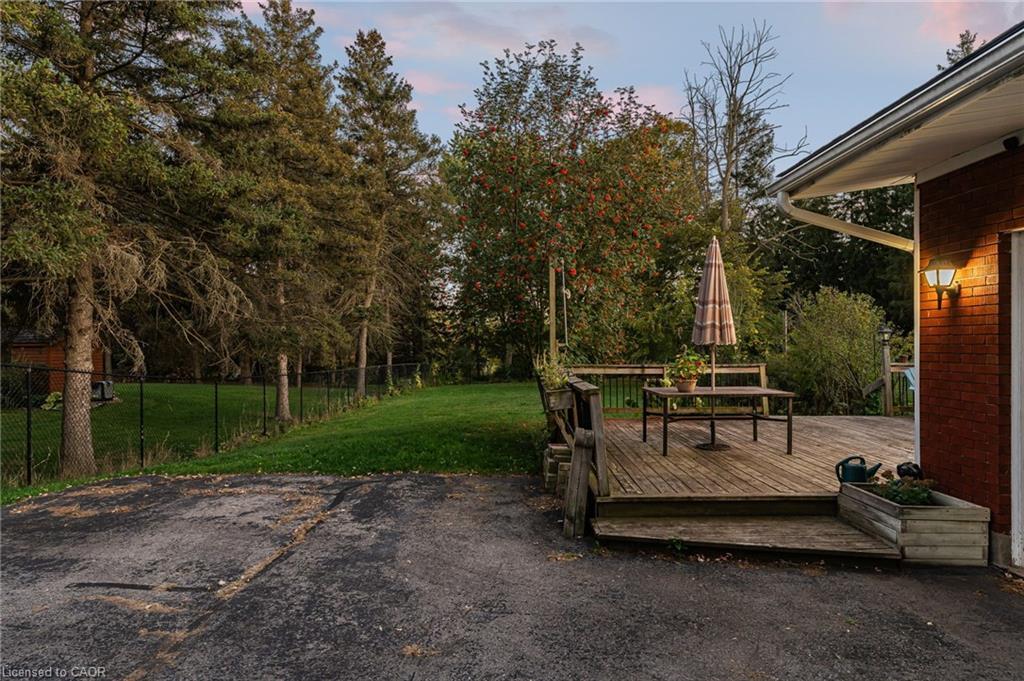 141 Riverbank Drive, Cambridge, ON - Outdoor