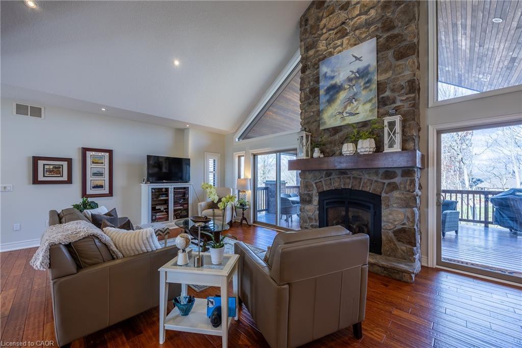 15 Silver Shadow Way, Port Dover, ON - Indoor Photo Showing Living Room With Fireplace