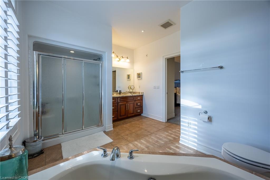 15 Silver Shadow Way, Port Dover, ON - Indoor Photo Showing Bathroom