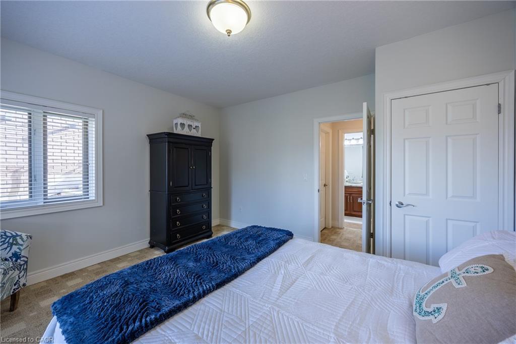 15 Silver Shadow Way, Port Dover, ON - Indoor Photo Showing Bedroom