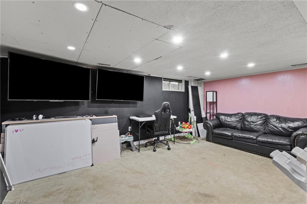 147 Summerhill Avenue, Hamilton, ON - Indoor Photo Showing Basement