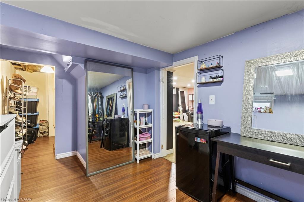 147 Summerhill Avenue, Hamilton, ON - Indoor