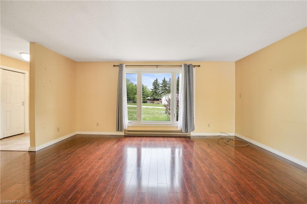 1 Jeffery Drive, Mulmur, ON - Indoor Photo Showing Other Room