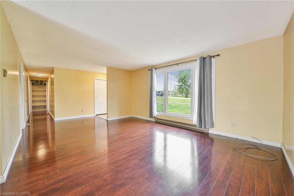 1 Jeffery Drive, Mulmur, ON - Indoor Photo Showing Other Room