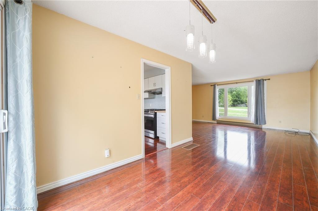 1 Jeffery Drive, Mulmur, ON - Indoor Photo Showing Other Room