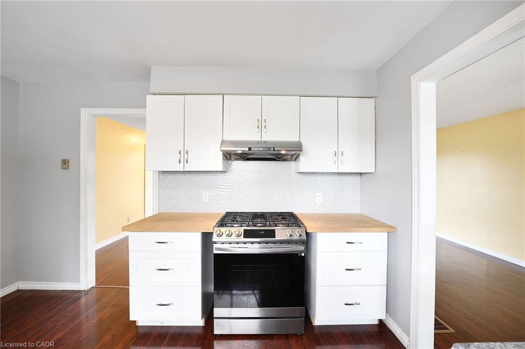 1 Jeffery Drive, Mulmur, ON - Indoor Photo Showing Kitchen