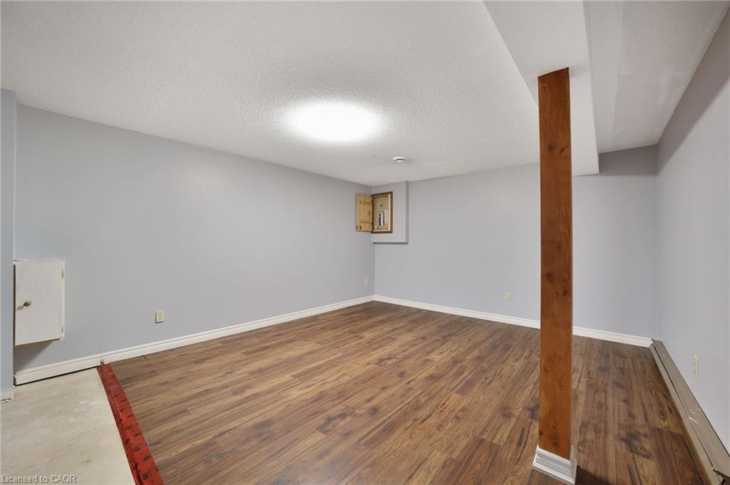 1 Jeffery Drive, Mulmur, ON - Indoor Photo Showing Other Room