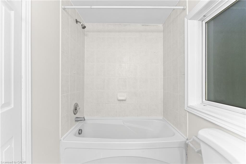 26 Woolwich Street, Kitchener, ON - Indoor Photo Showing Bathroom