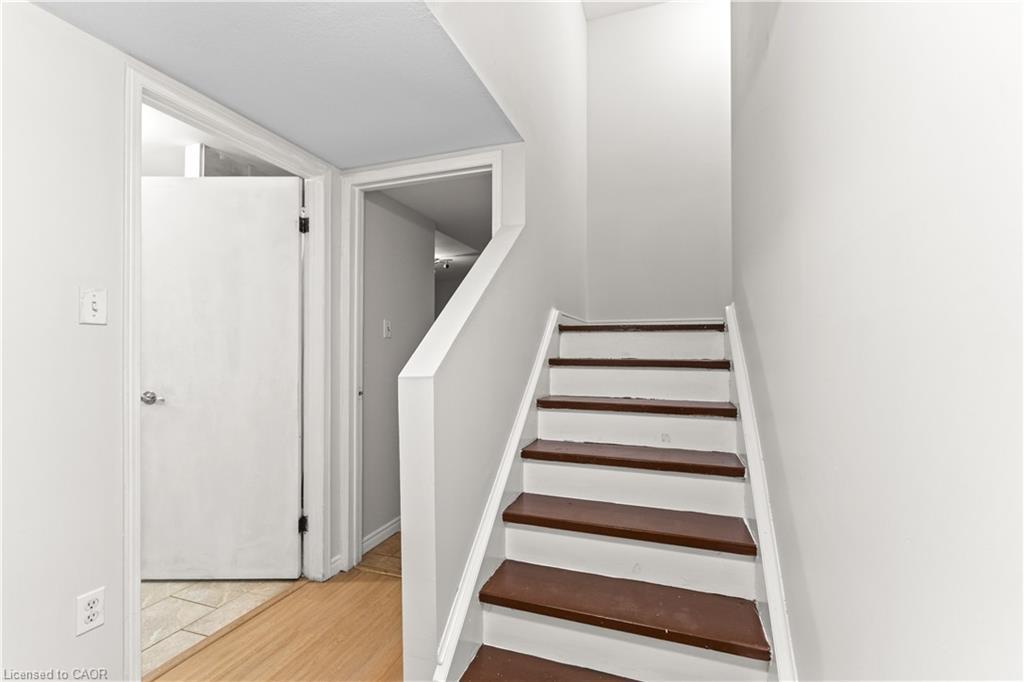26 Woolwich Street, Kitchener, ON - Indoor Photo Showing Other Room